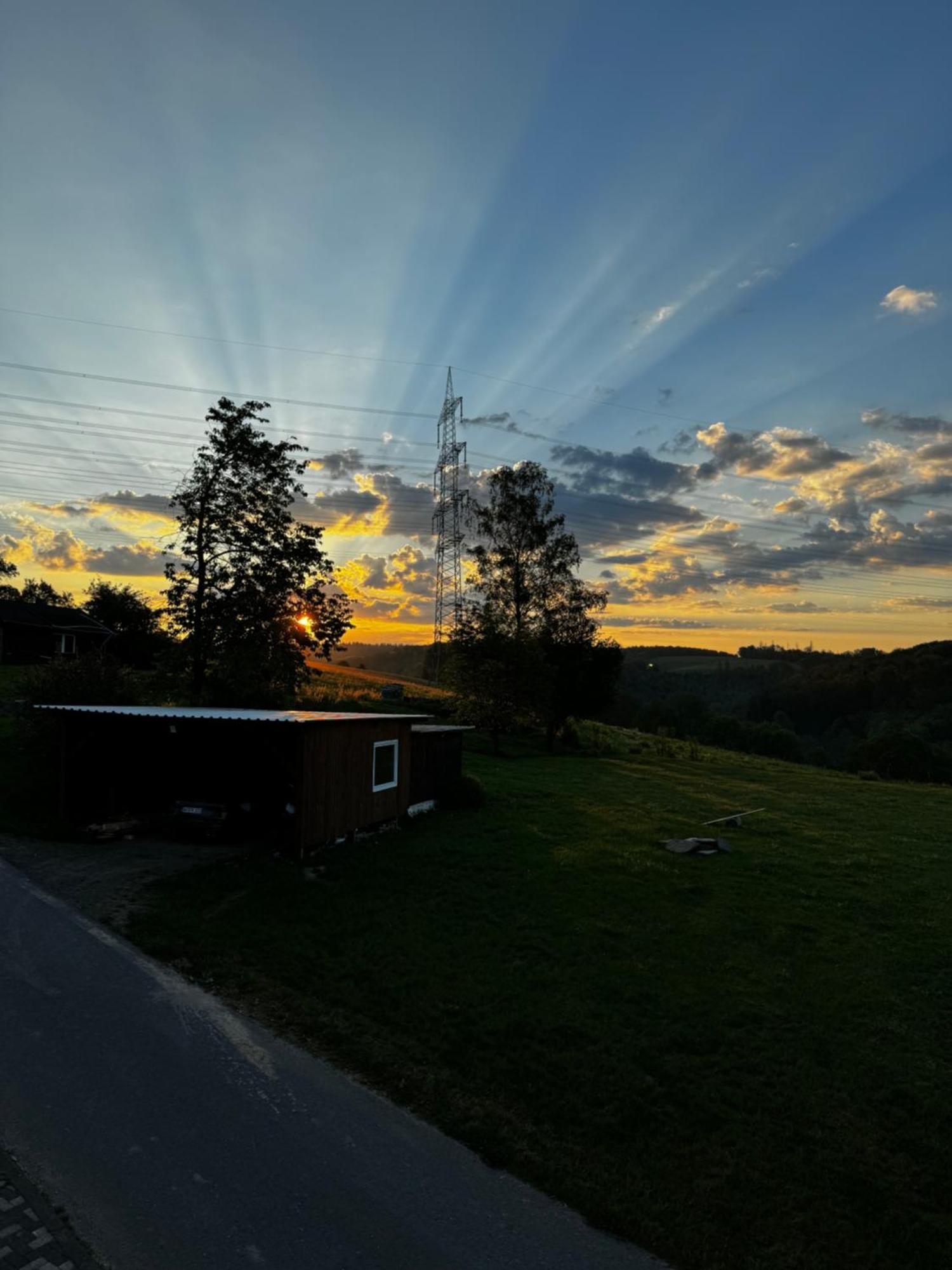 Bornhahn - Idylle Im Westerwald Katzwinkel  エクステリア 写真